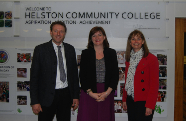 Derek Thomas, Nicky Morgan MP & Mrs D Bryant 